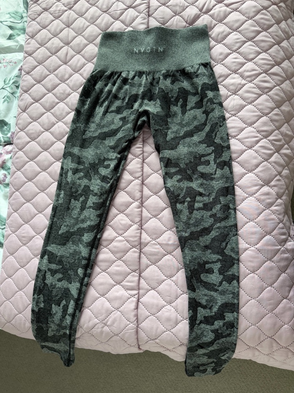 NVGTN Gray & Black Camo Leggings -